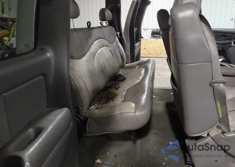 2004 Chevrolet Silverado 1500 Z71 из США, поврежденный, VIN 2GCEK19TX41185431